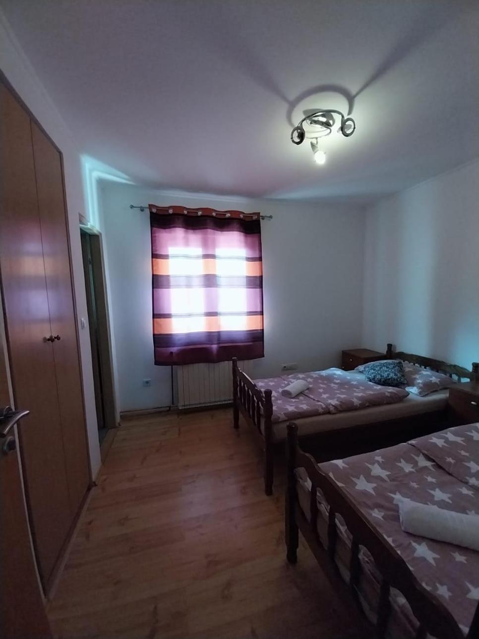 Guesthouse Juka Gospic Exterior photo